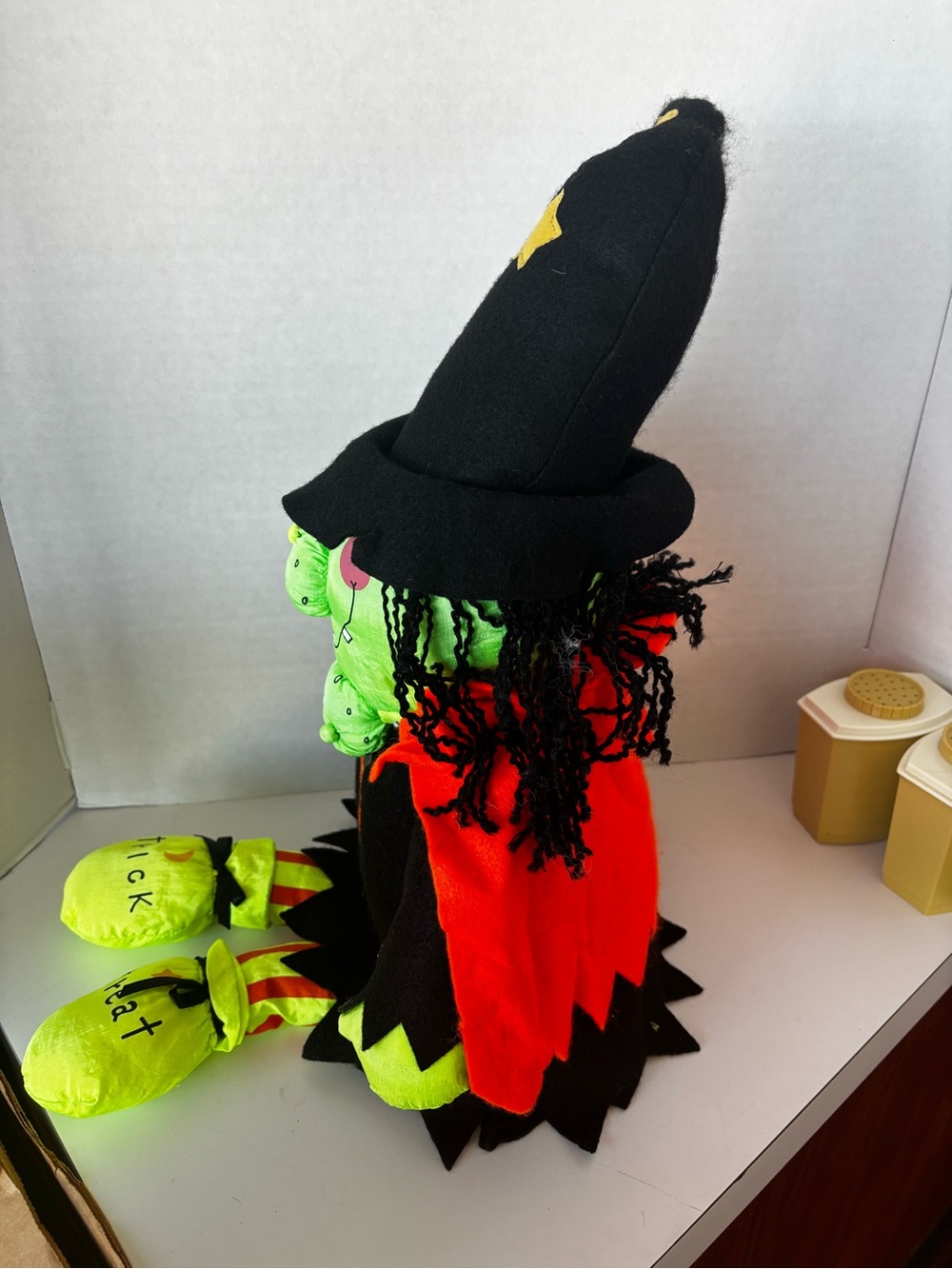 Vintage 90’s Halloween Witch Stuffed Nylon Plush 21” - Picture 7 of 10